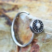 Piercing anneau nez à embout circulaire picté