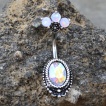 Piercing nombril miroir enchant� � �ventail d'opales