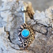 Piercing nombril à ornement médiéval avec turquoise