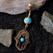 Piercing nombril plaqué or hamsa vintage ouverte avec turquoises
