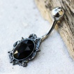 Piercing nombril style victorien � pierre noire