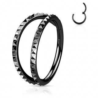 Anneau charni�re Noir doubl� � pyramides (en acier haute pr�cision)