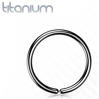 Anneau fin ajustable par torsion en Titane Noir (narine, h�lix...)