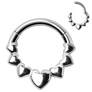 Anneau charni�re en acier � petits coeurs (septum, lobe, h�lix...)