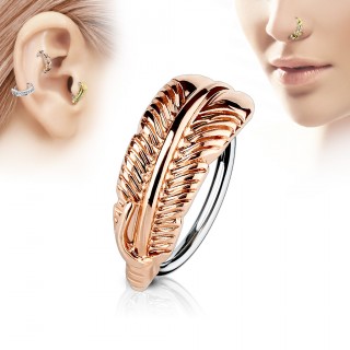 Piercing anneau � feuille cuivr�e (nez, cartilage)