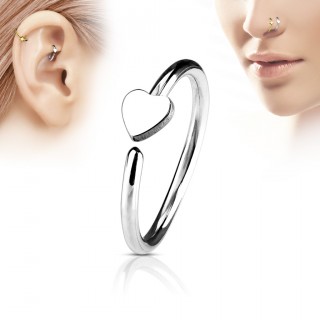 Piercing anneau nez / cartilage � coeur