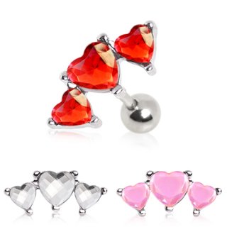 Piercing cartilage h�lix � trio de coeurs facett�s