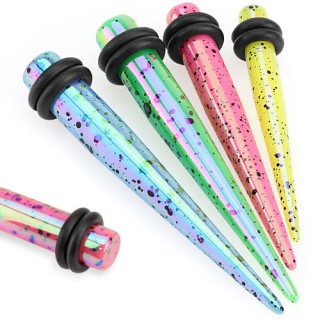 Piercing �carteur a aspect nacr� avec �claboussures type tapers