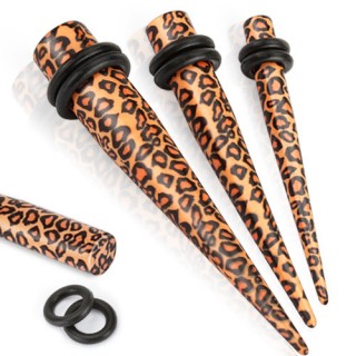 Piercing �carteur � imprim� l�opard type tapers
