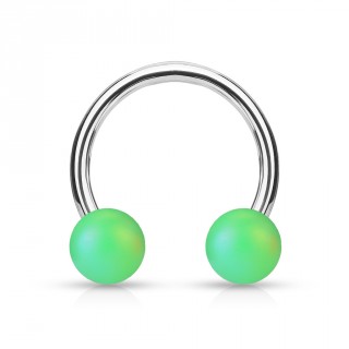 Piercing fer � cheval � perles vert mat